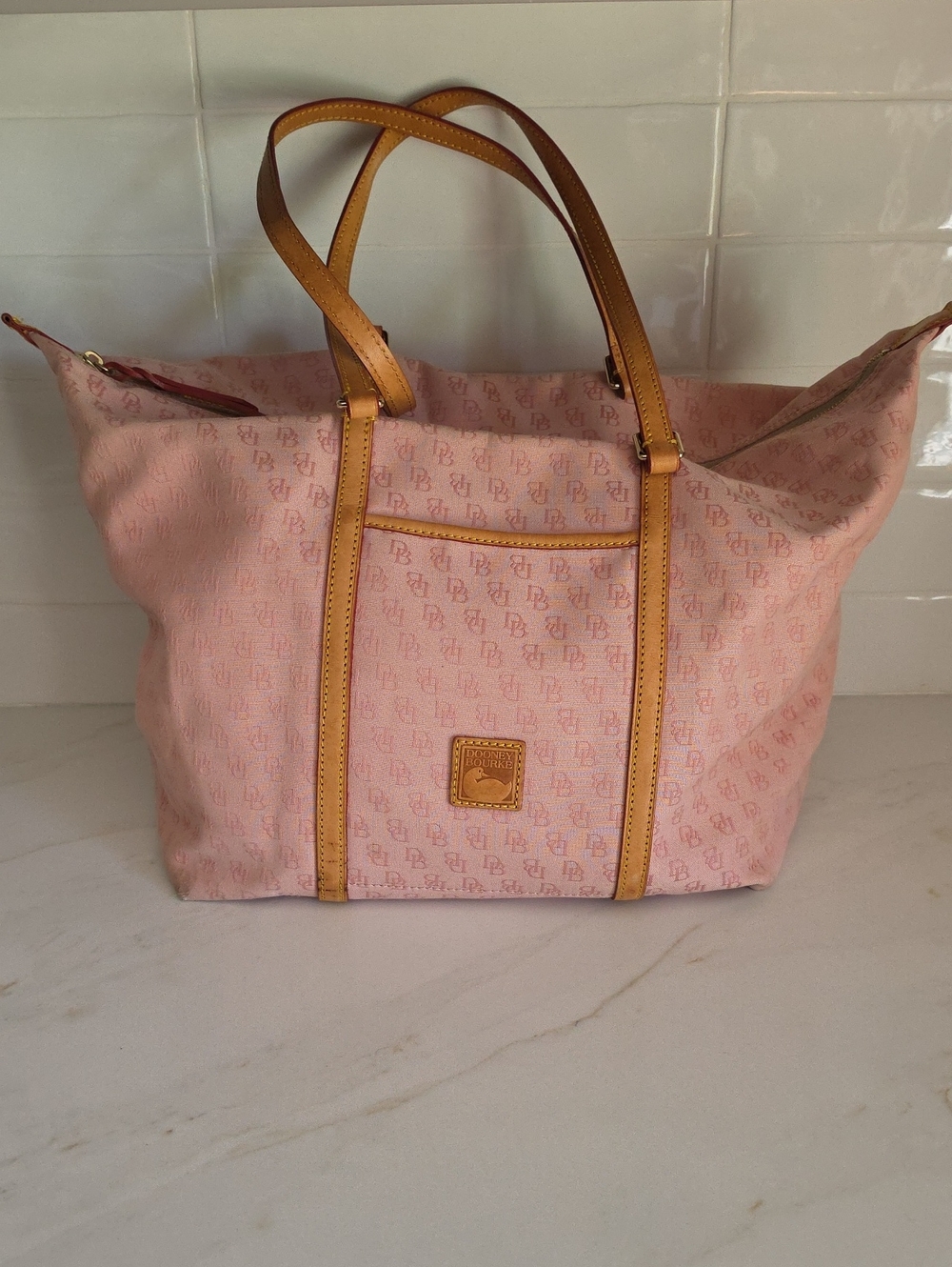 Dooney & Bourke Signature Monogram Canvas Tote Bag – Pink / Tan Leather Trim